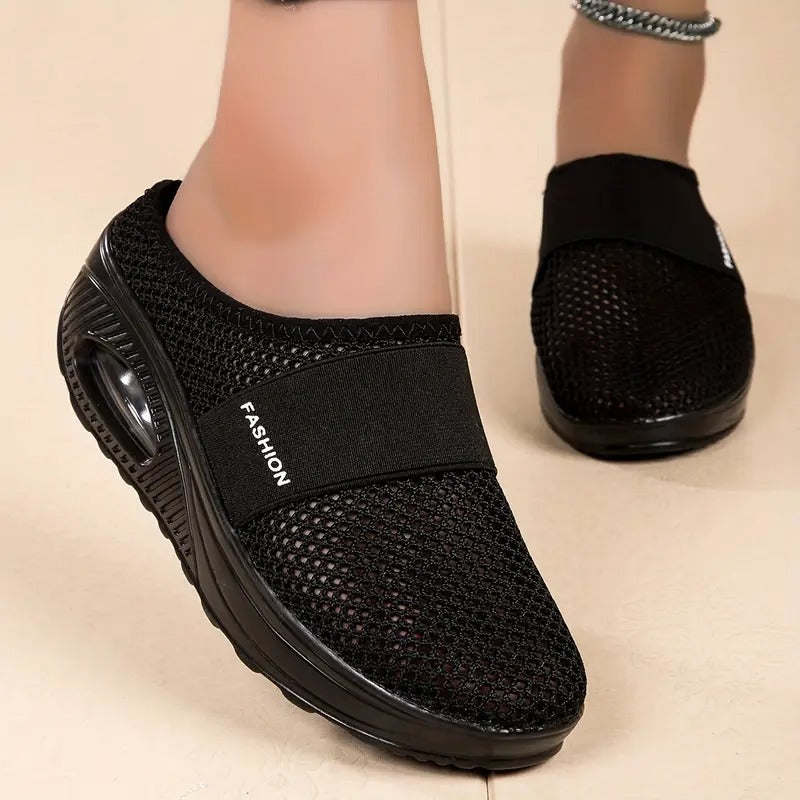 Aetos Breathable Women's Air Cushion Sports Black Chunky Sandal
