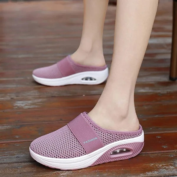 Aetos Breathable Women's Pink Air Cushion Sports Chunky Sandal