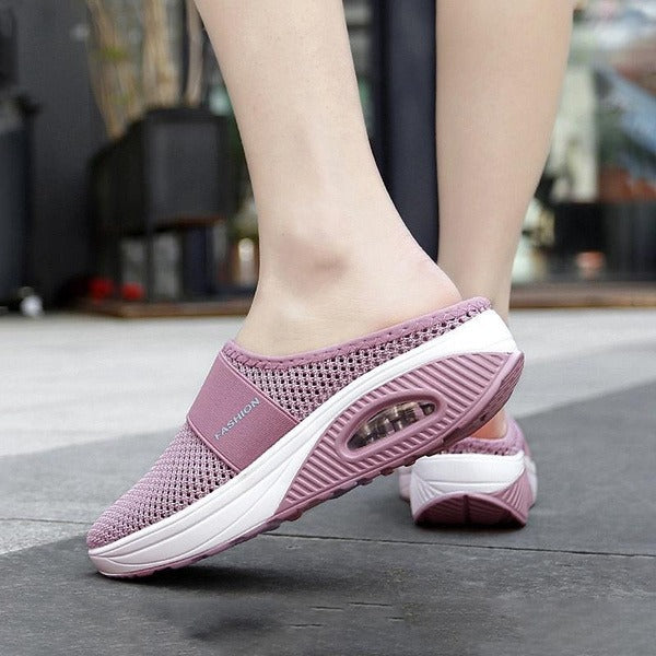 Aetos Breathable Women's Pink Air Cushion Sports Chunky Sandal