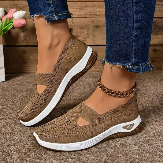 Aetos Women's Brown Walk Ease Sandals