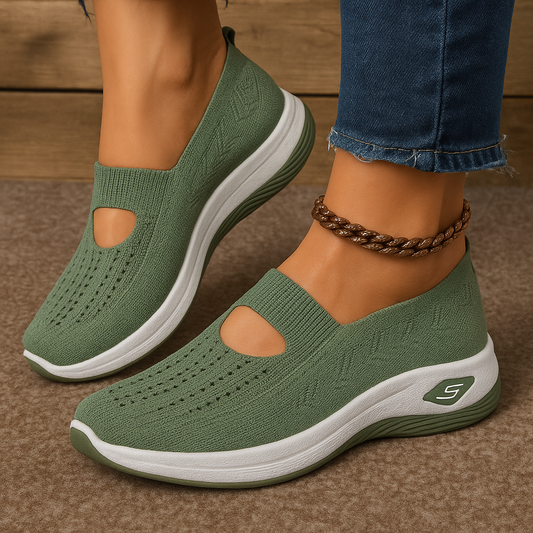 Aetos Women's Green Walk Ease Sandals