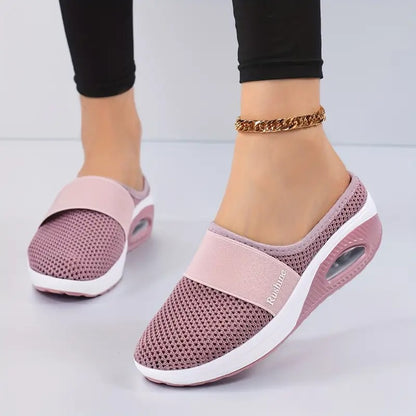 Aetos Breathable Women's Pink Air Cushion Sports Chunky Sandal